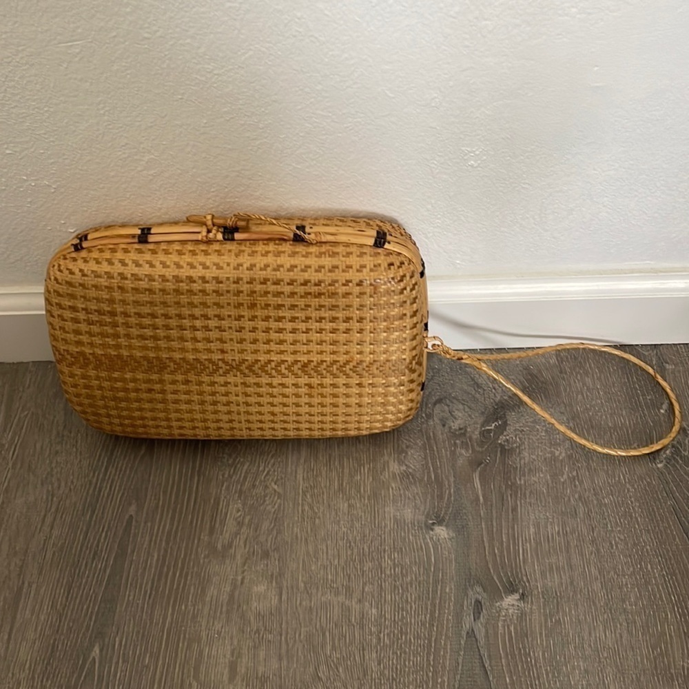 Woven Straw Clutch